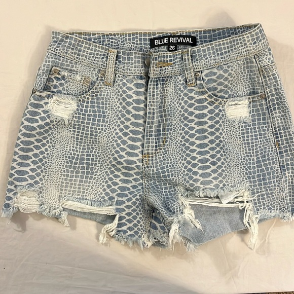 **2/$25** Blue Revival Shorts - Size 26 - Picture 1 of 9